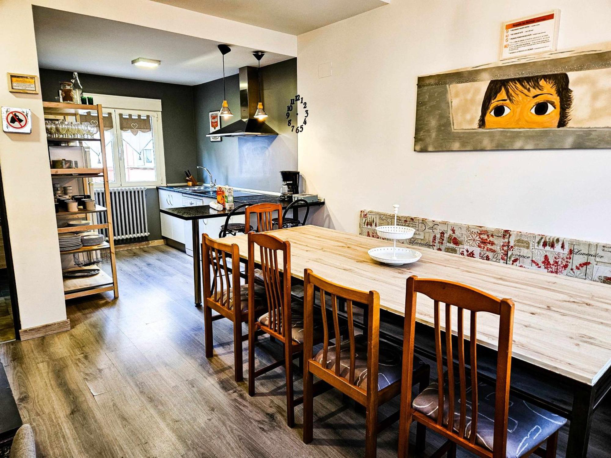 לאון Oak House Oakplacescom מראה חיצוני תמונה